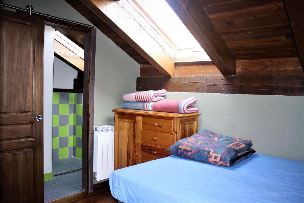 Albergue A'Noguera Кастьєльйо-де-Хака Екстер'єр фото